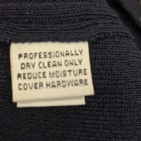 Vintage St.John Collections Santana Knit Embroidered Crest  Cardigan Sweater 10 - Picture 8 of 15